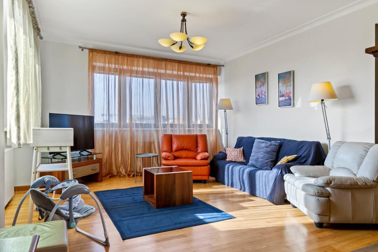 125 Sqm Family Friendly With Kids Room Bukareszt Zewnętrze zdjęcie