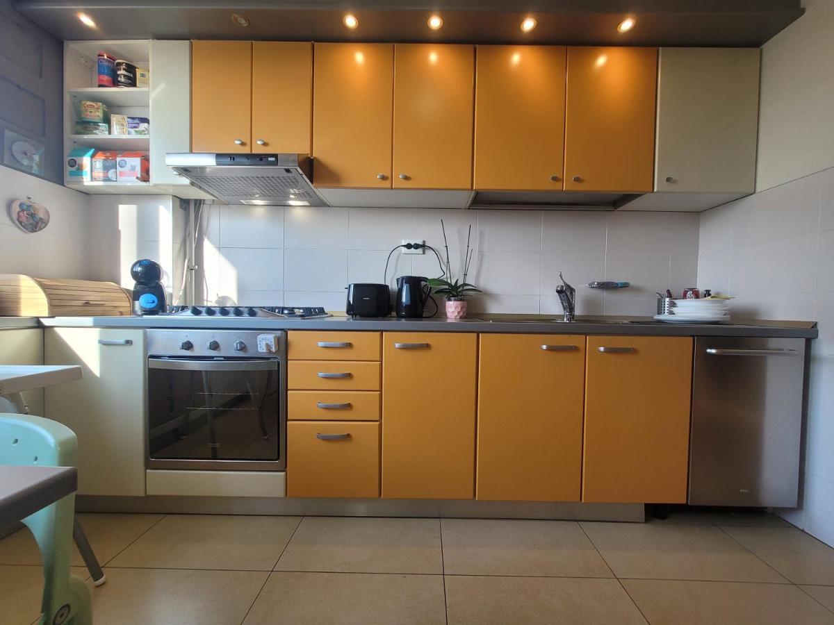 125 Sqm Family Friendly With Kids Room Bukareszt Zewnętrze zdjęcie